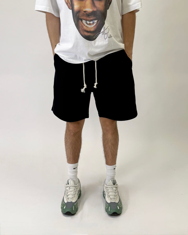Essential Shorts Black K3396