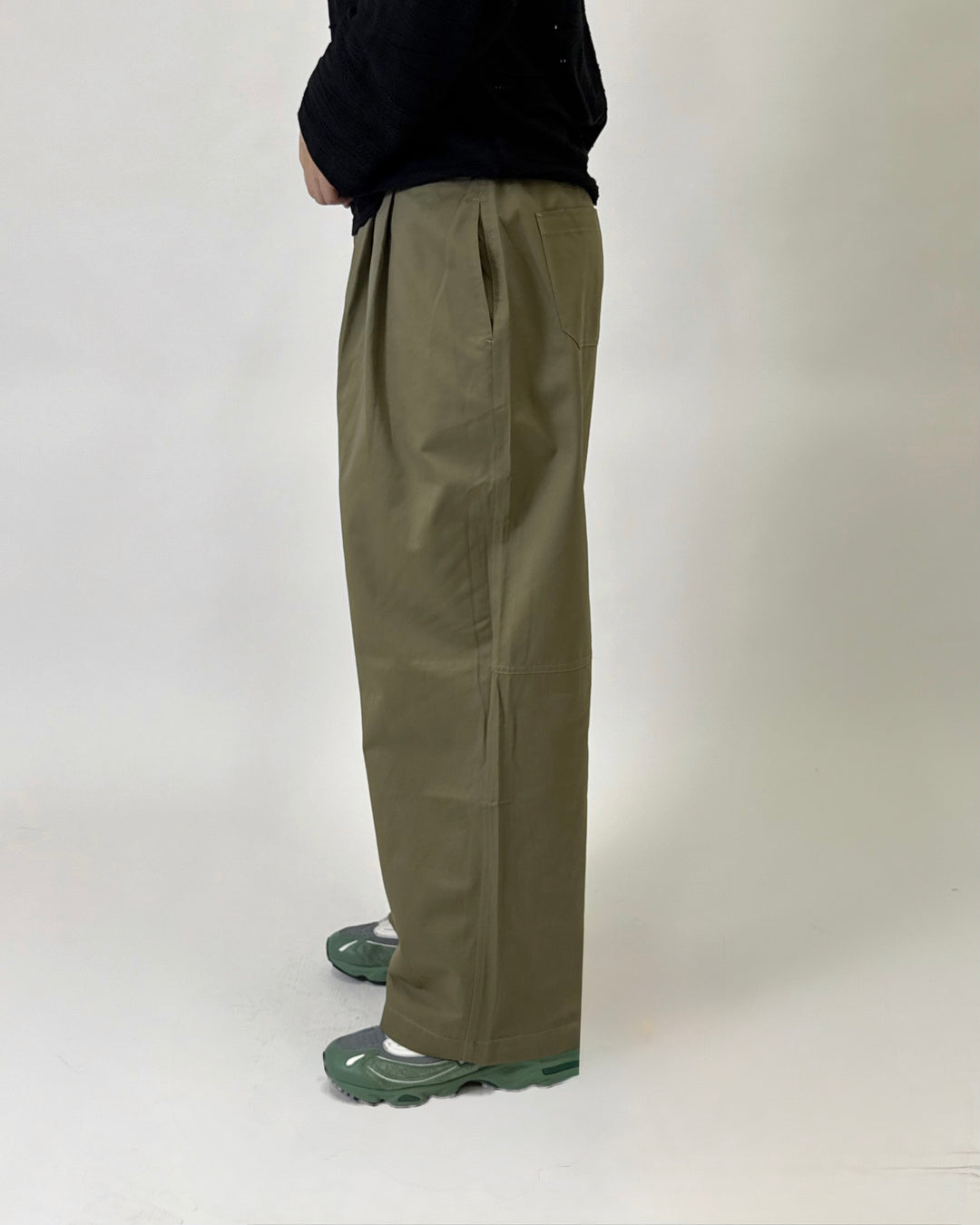 Pleated Pants Khaki K01127
