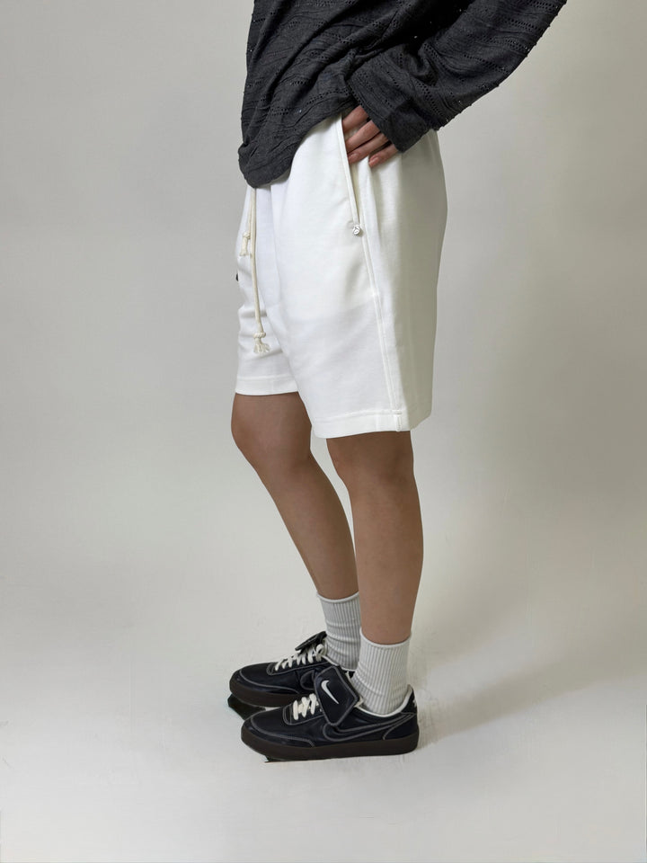 Essential Shorts White K3396