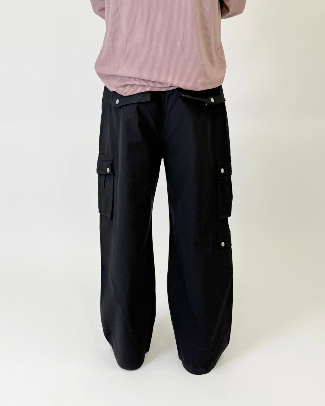 Wide-Leg Cargo Pants Black K01139